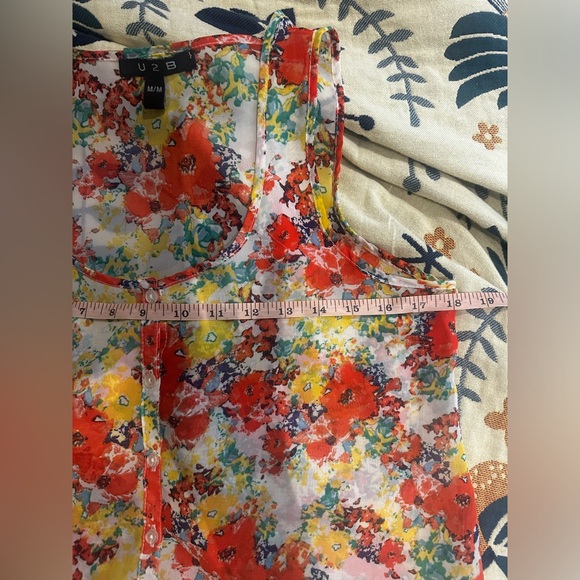 Sheer floral tank blouse M - Picture 3 of 11